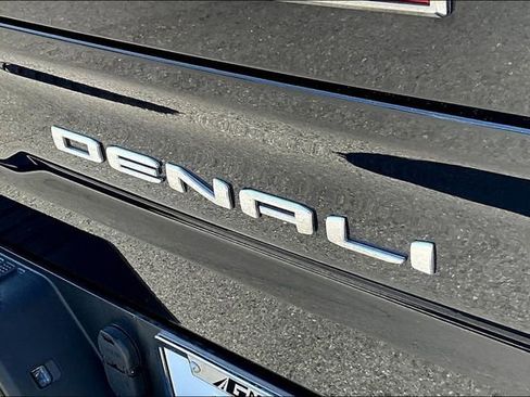 Used 2019 GMC Sierra 1500 Denali w/ Denali Ultimate Package image 23