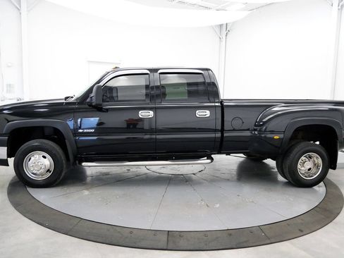 Used 2007 Chevrolet Silverado 3500 LT AWD/4WD image 4