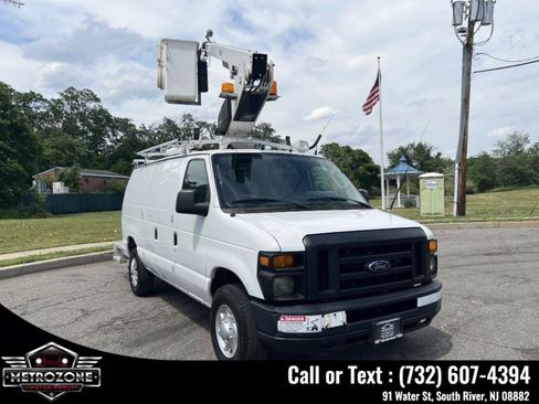 Used 2012 Ford E-350 and Econoline 350 Super Duty w/ PWR Group RWD image 3