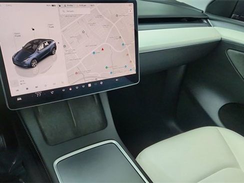 Used 2024 Tesla Model Y Long Range image 47