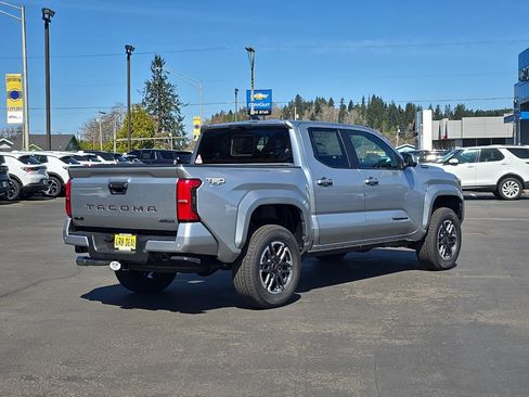 New 2026 Toyota Tacoma TRD Sport image 5