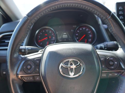 Used 2022 Toyota Camry XSE FWD image 22