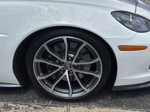 Used 2013 Chevrolet Corvette 427 w/ 1SC Preferred Equipment Group RWD image 10