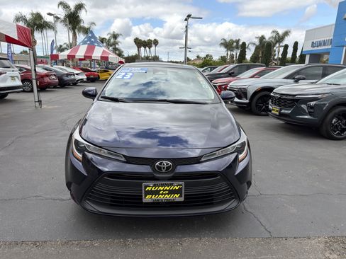 Used 2023 Toyota Corolla LE FWD image 3