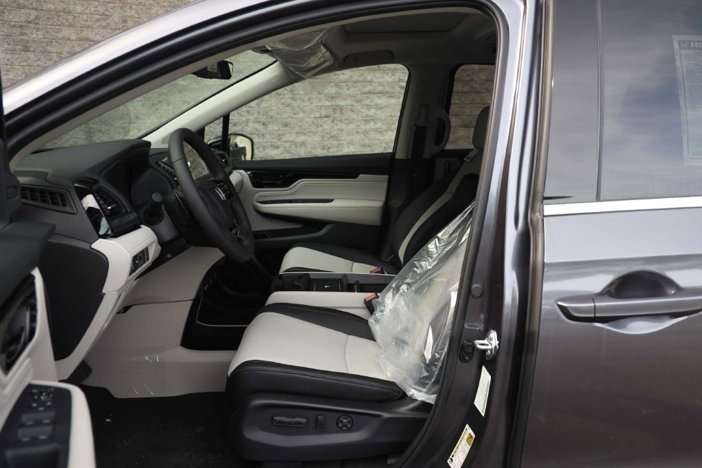 New 2026 Honda Odyssey Elite image 13