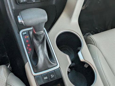 Used 2022 Kia Sportage Nightfall Edition FWD image 12