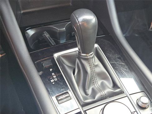 Used 2024 MAZDA MAZDA3 s image 27