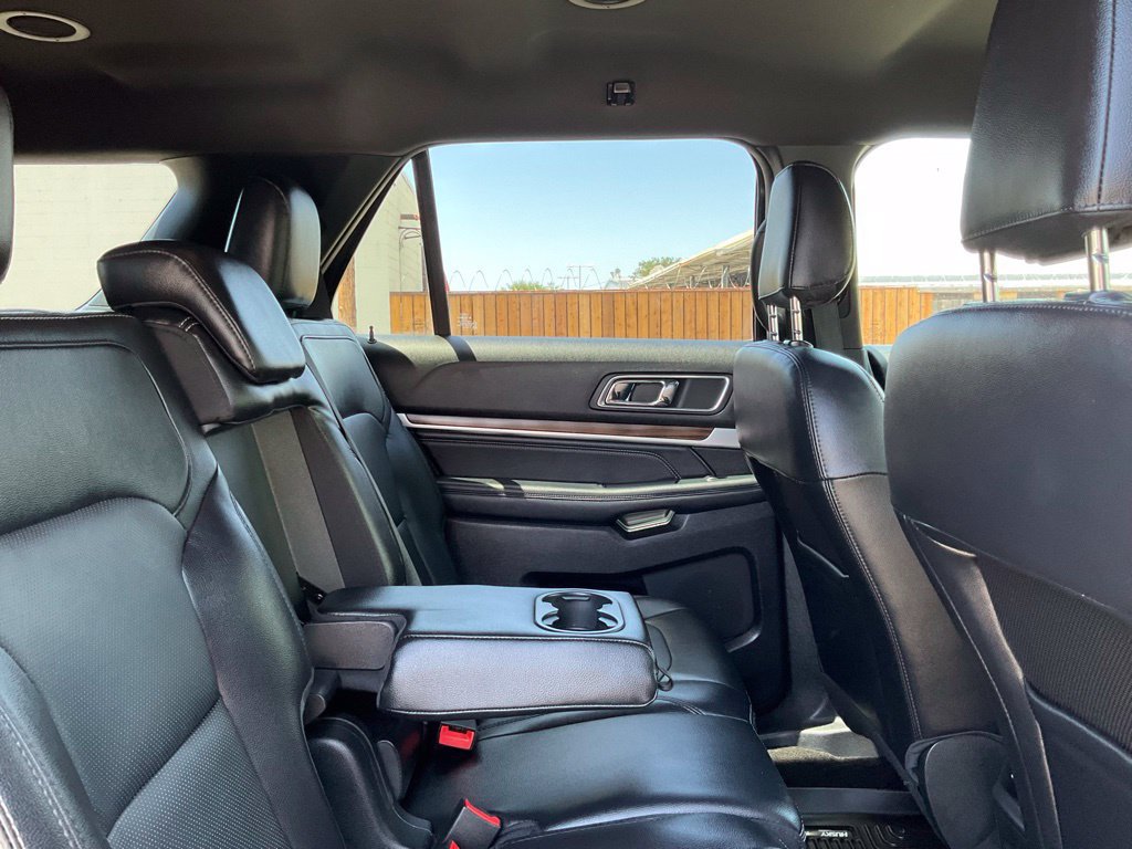 Used 2019 Ford Explorer Limited w/ Class III Trailer Tow Package FWD image 25