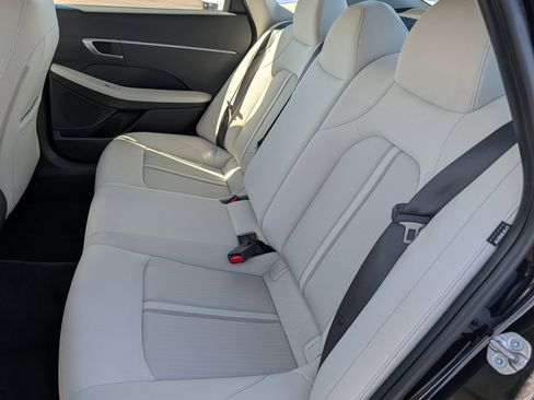 Used 2025 Hyundai Sonata SE image 13