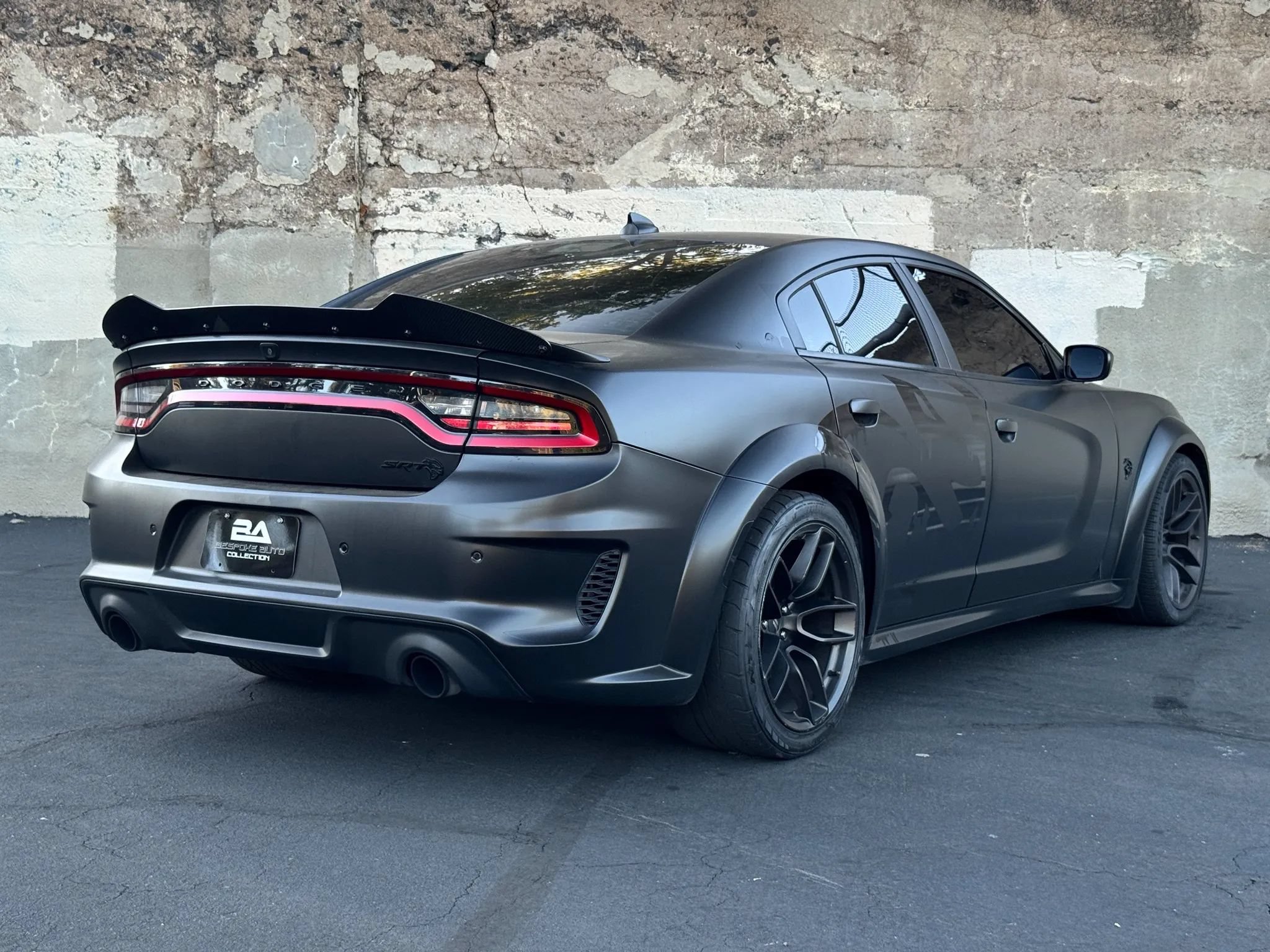 Used 2020 Dodge Charger SRT Hellcat w/ Navigation & Travel Group RWD image 6