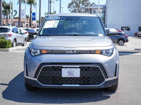 Used 2023 Kia Soul S FWD image 2