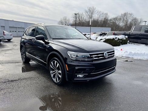 Used 2021 Volkswagen Tiguan SEL Premium R-Line image 9