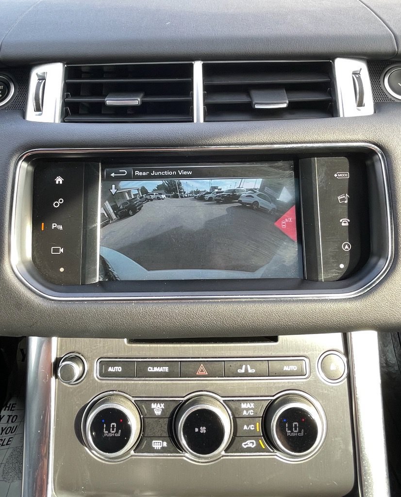 Used 2016 Land Rover Range Rover Sport SE AWD/4WD image 23
