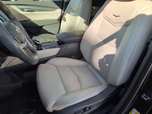 Used 2019 Cadillac XT5 Luxury image 16