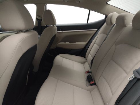 Used 2019 Hyundai Elantra Value Edition FWD image 18