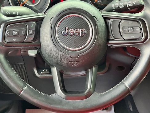 Used 2022 Jeep Wrangler Unlimited Sport AWD/4WD image 19