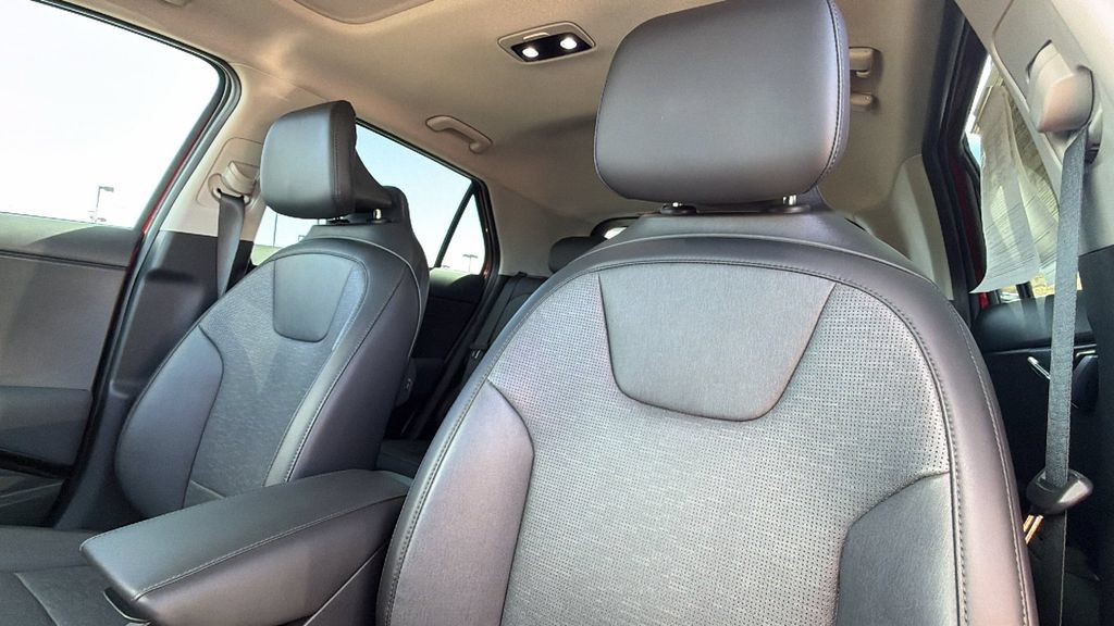 Used 2023 Kia Niro FWD image 11