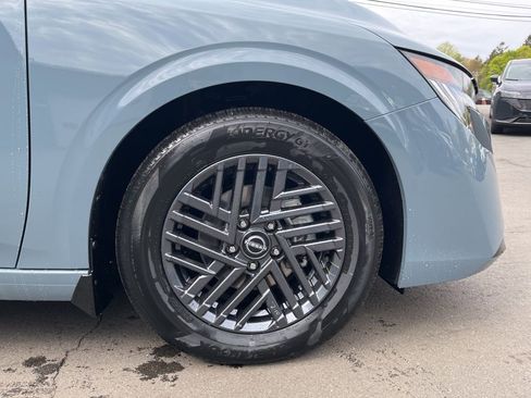 New 2026 Nissan Sentra SV FWD image 9