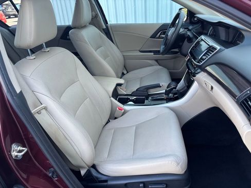 Used 2016 Honda Accord EX-L image 36