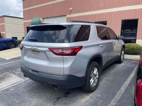 Used 2020 Chevrolet Traverse LT FWD image 10