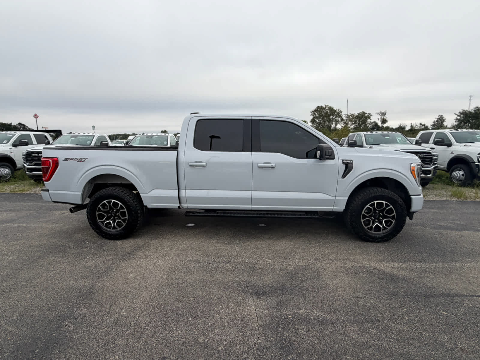 Used 2022 Ford F150 XLT w/ Equipment Group 302A High AWD/4WD image 5