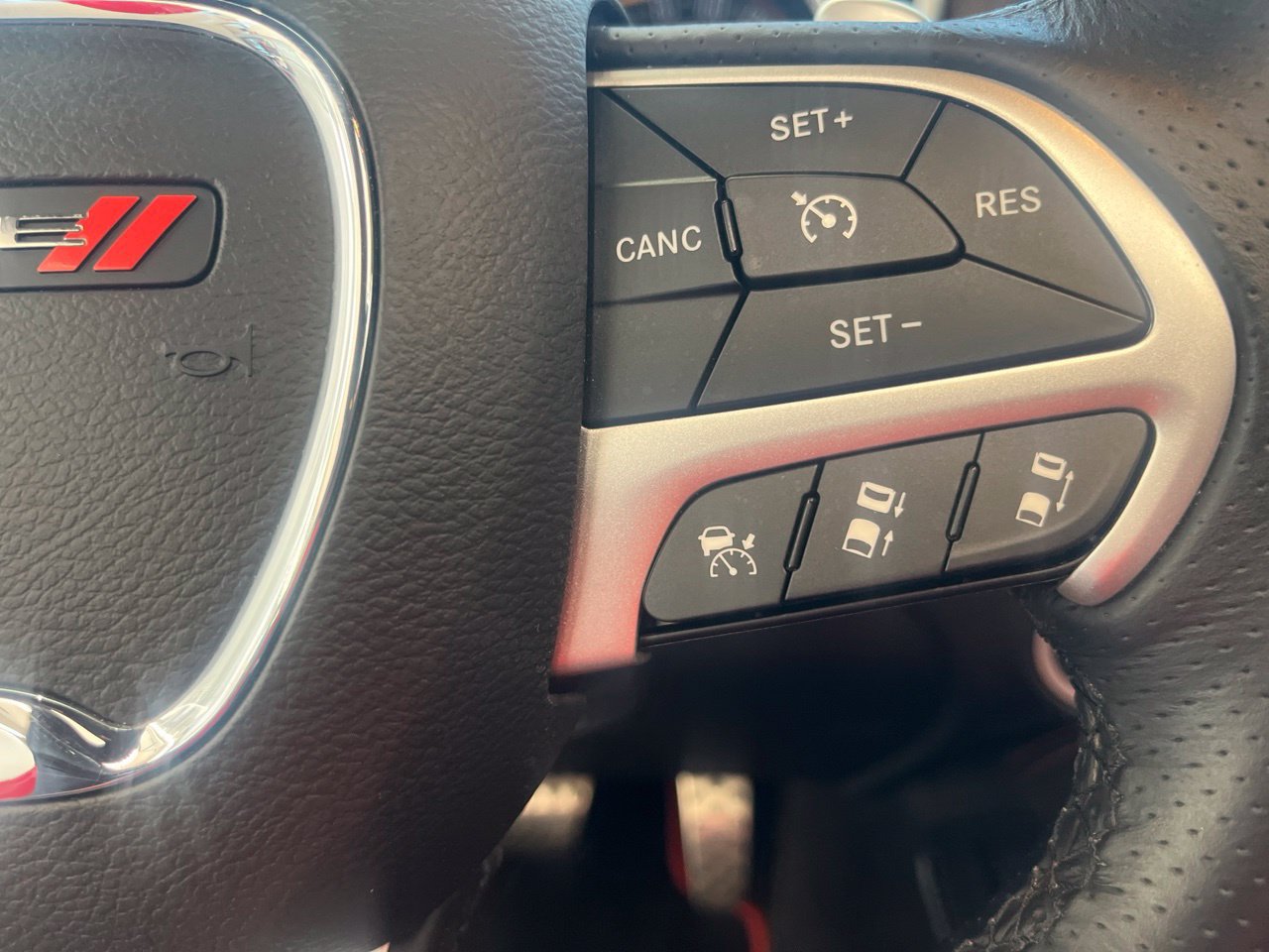 Used 2016 Dodge Challenger R/T Scat Pack RWD image 18