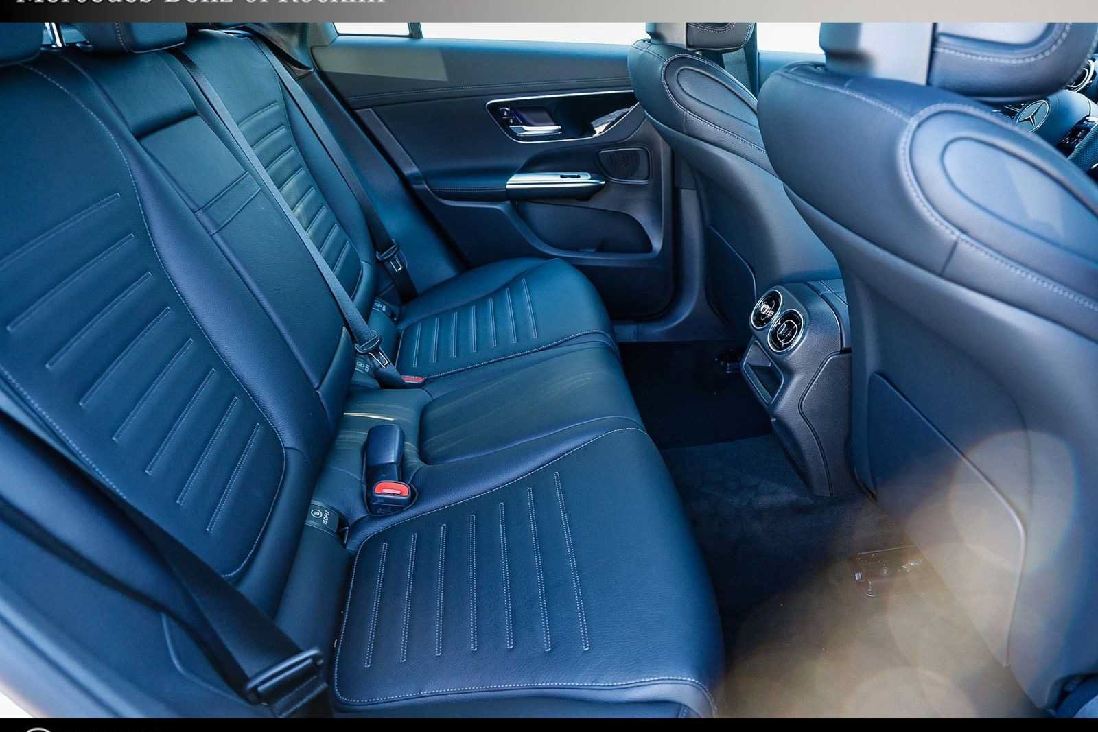 New 2026 Mercedes-Benz GLC 43 AMG 4MATIC image 19