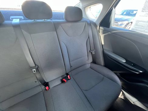 Used 2025 Kia K4 FWD image 37