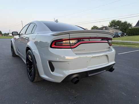 Used 2021 Dodge Charger SRT Hellcat w/ Harman/Kardon Audio Group RWD image 7