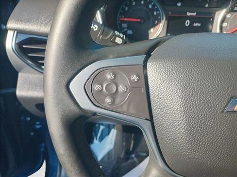 Used 2023 Chevrolet Traverse LT image 18