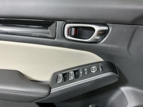 Used 2022 Honda Civic Sport Touring image 19