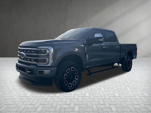 Used 2024 Ford F350 Platinum image 3