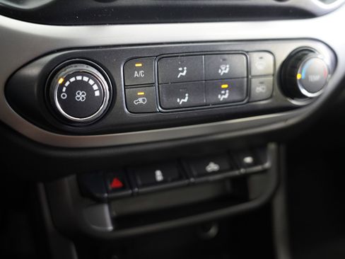 Used 2020 Chevrolet Colorado LT image 20