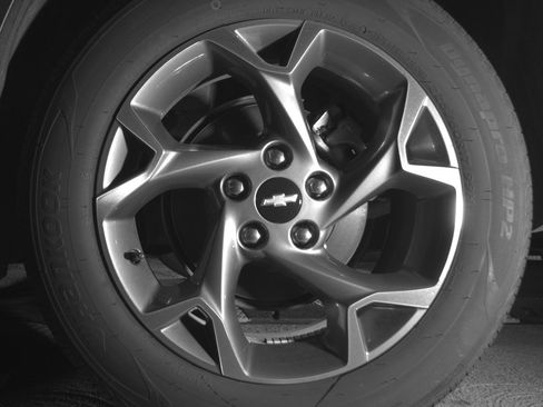 Used 2025 Chevrolet Trax LT FWD image 14