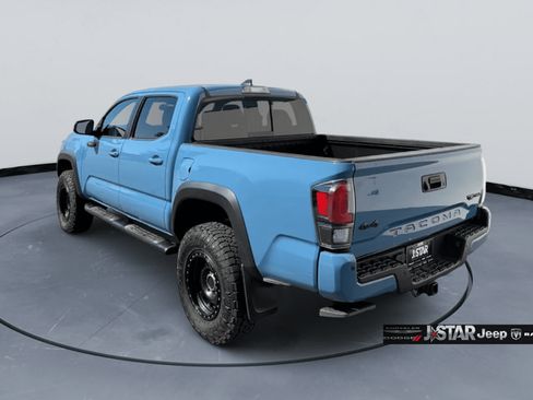 Used 2018 Toyota Tacoma TRD Pro AWD/4WD image 8