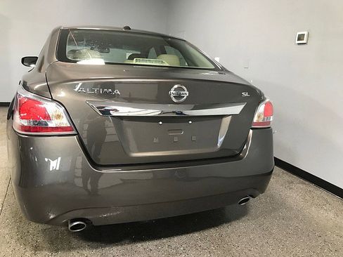 Used 2015 Nissan Altima 2.5 SL image 4