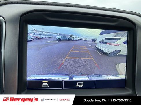 Used 2021 GMC Sierra 1500 Elevation w/ Preferred Package image 17