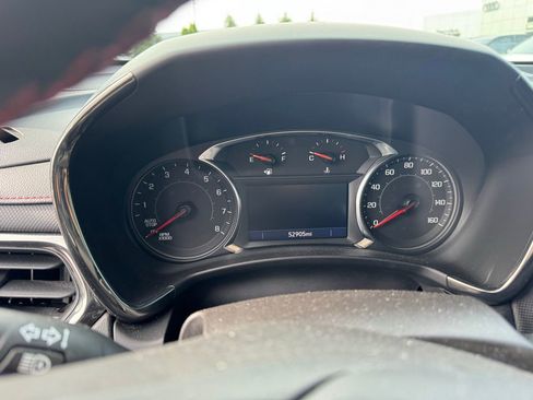 Used 2023 Chevrolet Equinox RS w/ RS Leather Package image 11