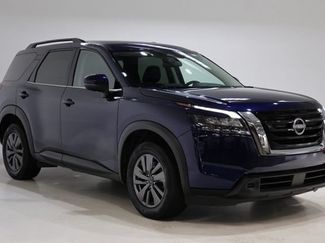 Used 2025 Nissan Pathfinder SV AWD/4WD video 1