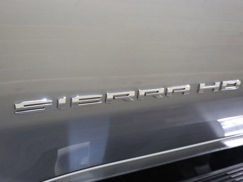Used 2025 GMC Sierra 2500 SLT w/ SLT Convenience Package AWD/4WD image 20