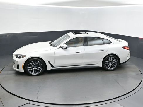 Certified 2025 BMW 430i image 32