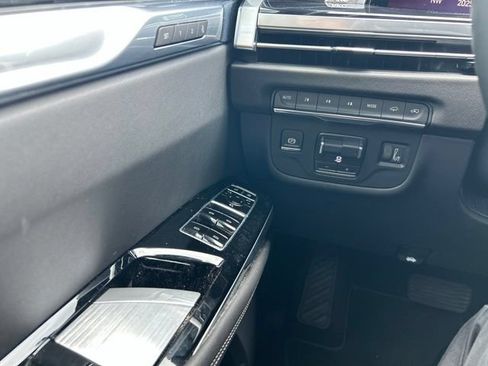 Used 2025 Cadillac Escalade Sport w/ Touring Package AWD/4WD image 21