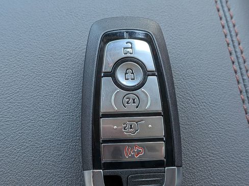 New 2026 Ford Explorer Active w/ Active Comfort Package image 32