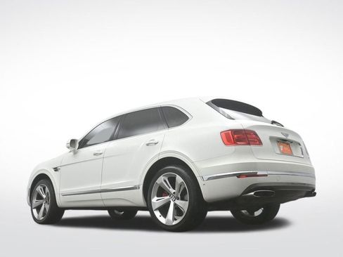 Used 2018 Bentley Bentayga image 58