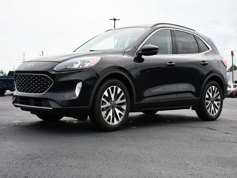 Used 2020 Ford Escape Titanium AWD/4WD image 3