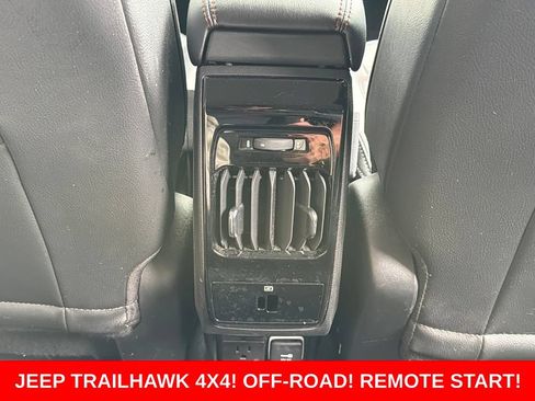 Used 2022 Jeep Compass Trailhawk w/ Trailhawk Convenience Group AWD/4WD image 51