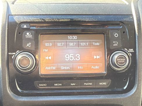 Used 2014 RAM ProMaster 2500 w/ Premium Appearance Group image 19