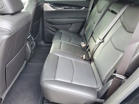 Used 2025 Cadillac XT5 Premium Luxury image 24