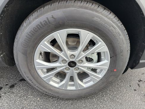 New 2026 Ford Escape Active w/ Active Premium Tech Pack image 9