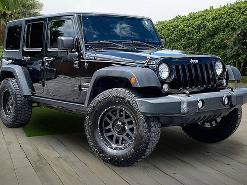 Used 2016 Jeep Wrangler Unlimited Sport w/ Max Tow Package AWD/4WD image 9